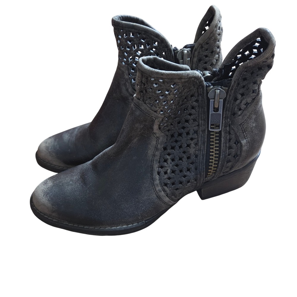 Circle G by Corral Cutout Shortie Booties 9M Laser Cut Leather Ankle Q0001 Boho